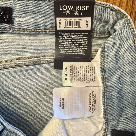 NWT Lucky Brand (12/31) Lolita Embroidered Skinny Jean - Picture 13 of 14